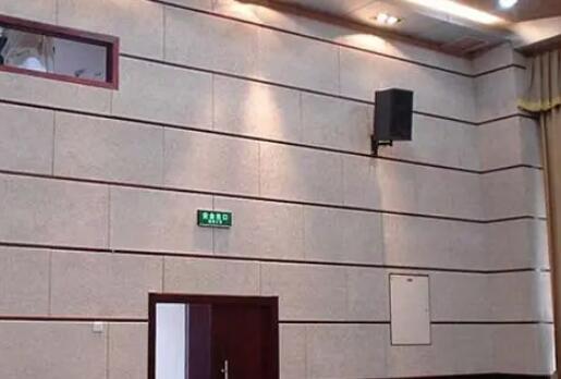 0220512175614.jpg 吸音板是通過調(diào)整板材的結(jié)構(gòu)來取代傳統(tǒng)板材