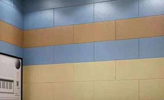 0708165527.jpg 聚酯纖維吸音板的吸聲系數(shù)是多少?